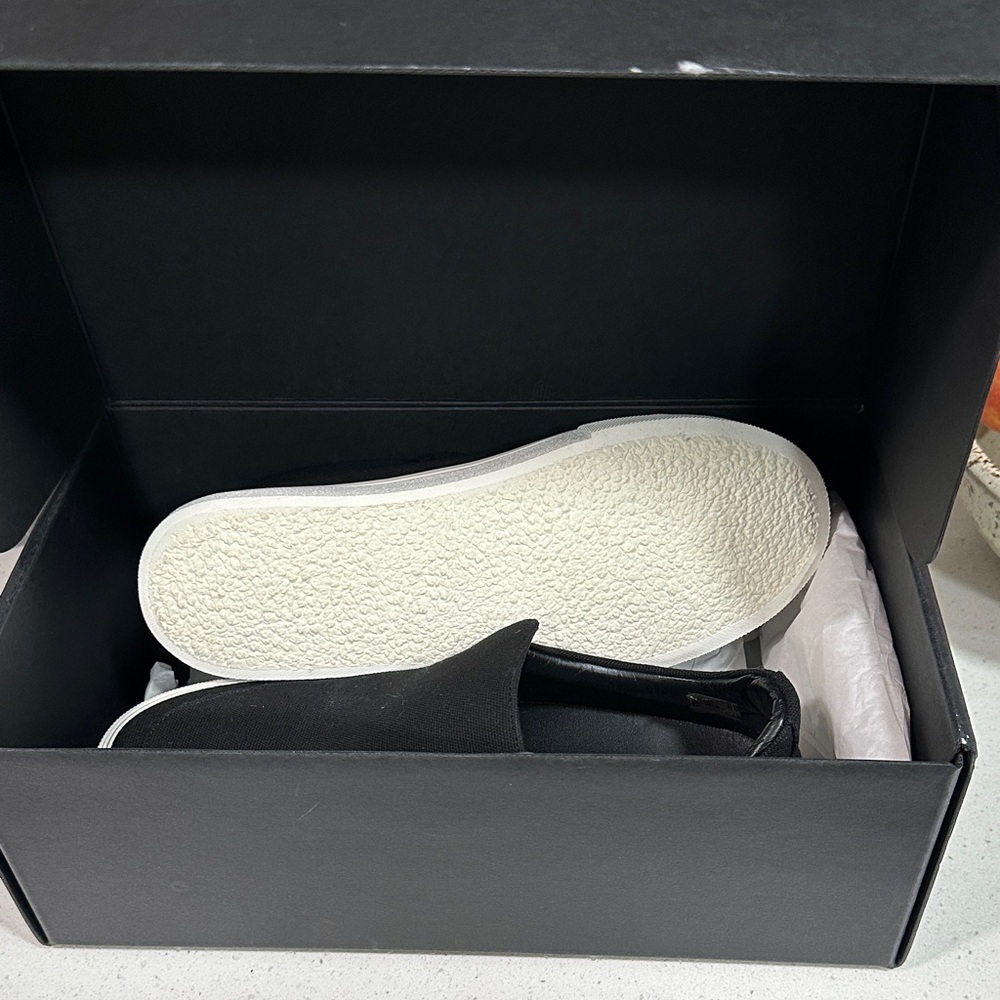 James Perse Black Slip-On Loafers NEW - Picture 5 of 7